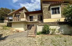 4 odalılar villa 215 m² Greve in Chianti'de, İtalya. 650,000 €