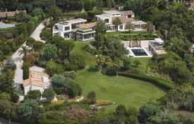 Villa – Grimaud, Cote d'Azur (Fransız Rivierası), Fransa. 12,000,000 €