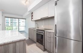 2 odalılar daire North York'da, Kanada. C$933,000