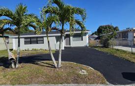 3 odalılar şehir içinde müstakil ev 115 m² Fort Lauderdale'de, Amerika Birleşik Devletleri. $369,000