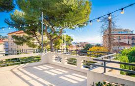 Villa – Cannes, Cote d'Azur (Fransız Rivierası), Fransa. 5,500 € haftalık