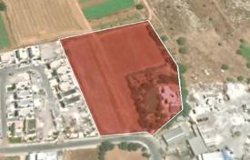 Arsa Emba'da, Kıbrıs. 700,000 €