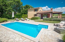 4 odalılar şehir içinde müstakil ev 144 m² Porec'te, Hırvatistan. 500,000 €