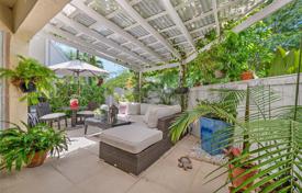 2 odalılar konak 95 m² Miami'de, Amerika Birleşik Devletleri. $419,000