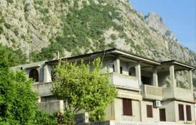 5 odalılar yazlık ev 270 m² Dobrota'da, Karadağ. 745,000 €