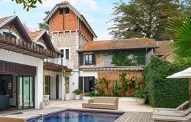 10 odalılar villa Cannes'da, Fransa. 20,000 € haftalık