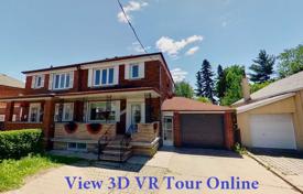 5 odalılar konak East York'da, Kanada. C$1,097,000