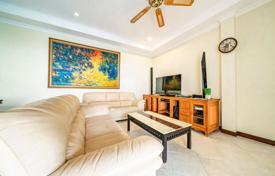 4 odalılar villa 200 m² Pattaya'da, Tayland. $492,000