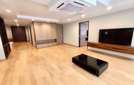 4 odalılar kondominyumda daireler Watthana'da, Tayland. $3,060 haftalık