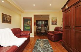 9 odalılar konak Old Toronto'da, Kanada. C$1,739,000