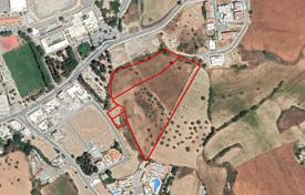 Arsa Poli Crysochous'da, Kıbrıs. 2,105,000 €