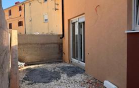 3 odalılar daire 63 m² Ližnjan'da, Hırvatistan. 200,000 €