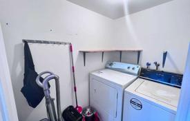 3 odalılar daire Scarborough'da, Kanada. C$864,000