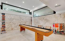 6 odalılar şehir içinde müstakil ev 860 m² Miami'de, Amerika Birleşik Devletleri. $5,990,000