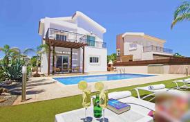 3 odalılar villa 125 m² Famagusta'da, Kıbrıs. 520,000 €