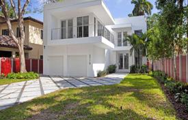 Villa – Miami, Florida, Amerika Birleşik Devletleri. 1,974,000 €