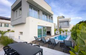 4 odalılar yazlık ev 217 m² Ayia Napa'da, Kıbrıs. 1,350,000 €