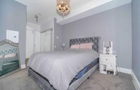 2 odalılar daire Yonge Street'da, Kanada. C$897,000