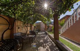 15 odalılar villa 1500 m² Budva city'da, Karadağ. 2,270,000 €