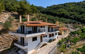 3 odalılar şehir içinde müstakil ev 162 m² Messenia'da, Yunanistan. 540,000 €