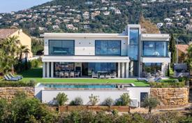 12 odalılar villa Roquebrune-sur-Argens'da, Fransa. 13,800 € haftalık