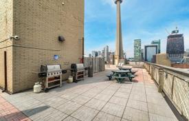 2 odalılar daire Queens Quay West'da, Kanada. C$896,000