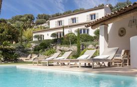 7 odalılar villa Tourrettes-sur-Loup'da, Fransa. 2,490,000 €