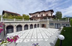 14 odalılar villa 700 m² Verbania'da, İtalya. 4,500,000 €