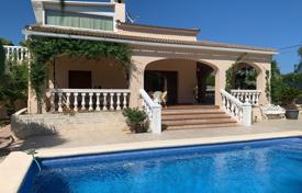 4 odalılar yazlık ev 395 m² Denia'da, İspanya. 799,000 €