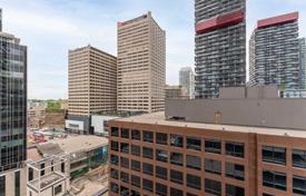 2 odalılar daire Yonge Street'da, Kanada. C$925,000