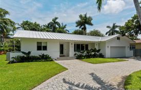Villa – Miami, Florida, Amerika Birleşik Devletleri. 1,581,000 €