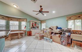 Şehir içinde müstakil ev – Coconut Creek, Florida, Amerika Birleşik Devletleri. $581,000
