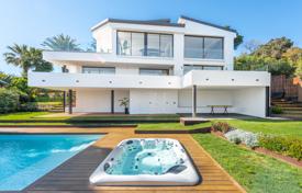 4 odalılar villa 724 m² Marbella'da, İspanya. 2,950,000 €