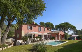Yazlık ev – Valbonne, Cote d'Azur (Fransız Rivierası), Fransa. 1,785,000 €