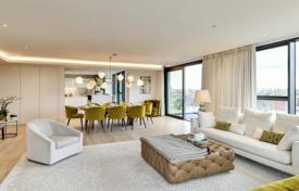 New residential complex with apartments Londra'da, Birleşik Krallık. Min.£972,000