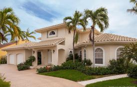 Villa – Hollywood, Florida, Amerika Birleşik Devletleri. $1,999,000