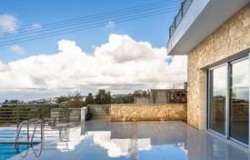 8 odalılar yazlık ev 693 m² Mesa Chorio'da, Kıbrıs. 1,600,000 €
