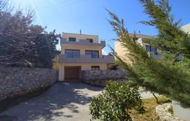 Şehir içinde müstakil ev – Kefalas, Girit, Yunanistan. 320,000 €