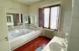5 odalılar villa 470 m² Floransa'da, İtalya. 885,000 €