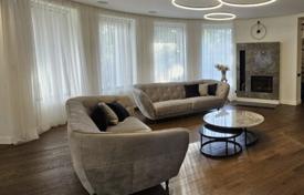 10 odalılar şehir içinde müstakil ev 400 m² Sigulda'da, Letonya. 790,000 €