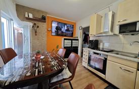 2 odalılar daire 40 m² Krk'da, Hırvatistan. 189,000 €