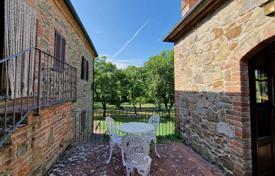Villa – Lucignano, Toskana, İtalya. 1,070,000 €