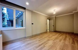 3 odalılar daire 140 m² Kadıköy'da, Türkiye. $385,000