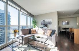 5 odalılar daire North York'da, Kanada. C$920,000