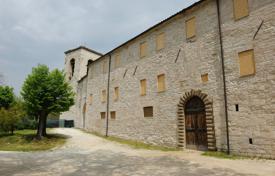 Villa – Sassoferrato, Marche, İtalya. 3,500,000 €