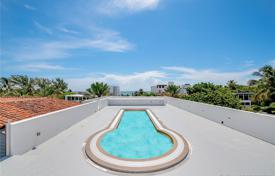 Villa – Miami sahili, Florida, Amerika Birleşik Devletleri. 2,620,000 €