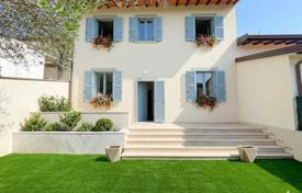 4 odalılar daire 120 m² Pietrasanta'da, İtalya. 800,000 €