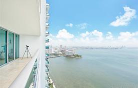 3 odalılar daire 198 m² Miami'de, Amerika Birleşik Devletleri. 1,650,000 €