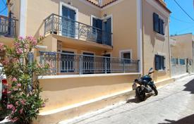 2 odalılar şehir içinde müstakil ev 145 m² Aegina'da, Yunanistan. 360,000 €