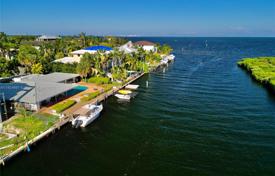 Şehir içinde müstakil ev – Coral Gables, Florida, Amerika Birleşik Devletleri. $6,950,000